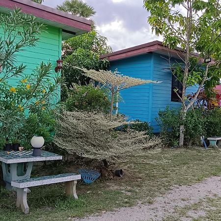 4 Seasons Mini House Hotel Nakhon Si Thammarat Exterior foto